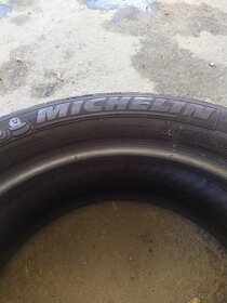 245/50 r19 2.ks Michelin doveziem - 4