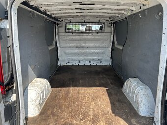 Opel vivaro - 4