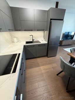 Luxusný 2-izbový byt na prenájom v Eurovea Tower – 25. posch - 4