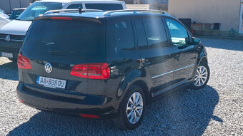 Volkswagen Touran 2.0 TDI BlueMotion Technology Highline - 4