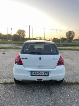 Predám Suzuki Swift - 4