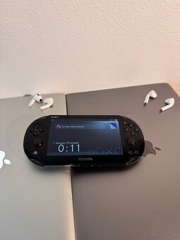 PlayStation Vita - 4