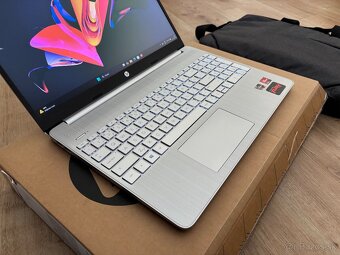 15.6"/HP Notebook/Ryzen 7/32GB RAM DDR4/256GB M.2 NvMe/AMD - 4