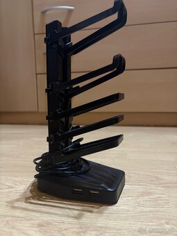 PREDÁM PLAYSTATION 4 Pro 1TB - 4