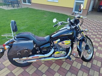 Honda shadow spirit - 4