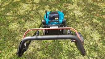 Aku kosačka Makita DLM 431Z - 4