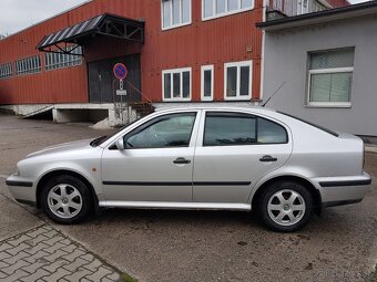 Škoda Octavia GLX 1.6MPi74kW 5M Ťažné zar.1.Majitel - 4