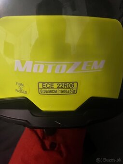Helma na moto - 4
