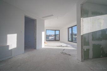 PREDAJ 3 izbového bytu K Železnej studienke, Staré Mesto - 4