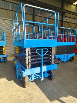 Nožnicová plošina - nepoužitá s hydraulickým zdvihom - 4