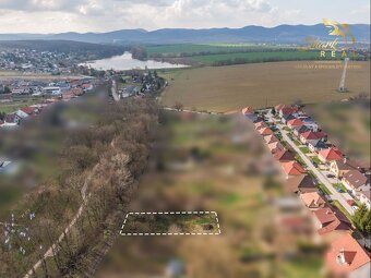 Záhrada _ zámocký park Suchá nad Parnou - 4