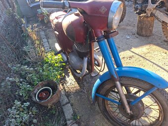 Jawa 250/559 - 4