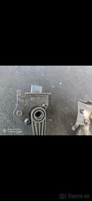 Snímače výšky z Q7 - 4