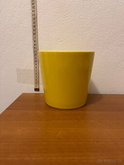 Kvetináče pekné - 4