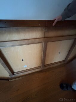 Pekny drevený Stolík - 4