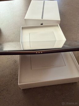 Predám iPad 8. generácie, 32 GB, Wi-Fi - 4