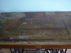 šijací stroj LADA - 4