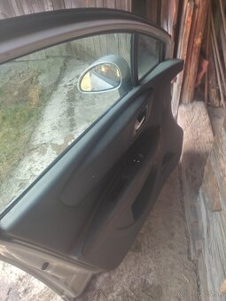 Citroen C4 náhradné diely, rozpredam, dvere - 4