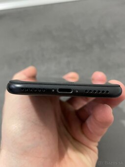 iPhone SE2020 - 4