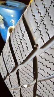 Zimné Pneu Nordicca 215/55 R17 na Diskoch ET41 - 4