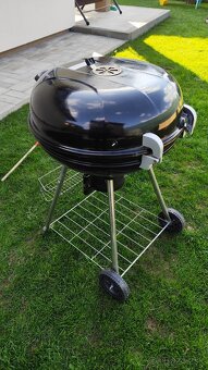 Gril záhradný na drevené uhlie Fieldmann FZG 1004 - 4