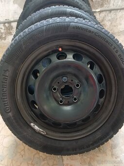 Orig. Volkswagen plechové disky so zimnými pneu Continental - 4