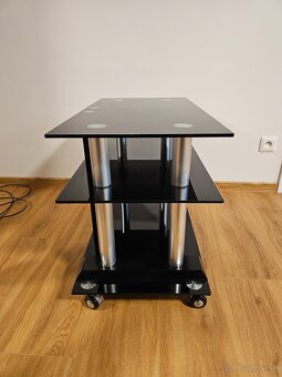Predám stôl pod TV - 4