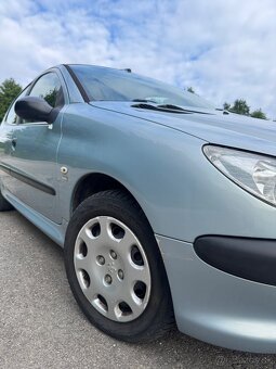 Peugeot 206 1.1 benzín 44kw - 4