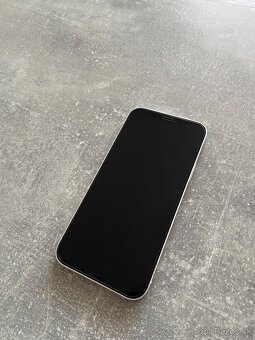 Predam IPhone 12 64GB - 4