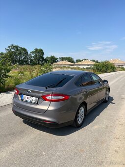 Ford Mondeo 2.0 TDCi titanium mk5 - 4