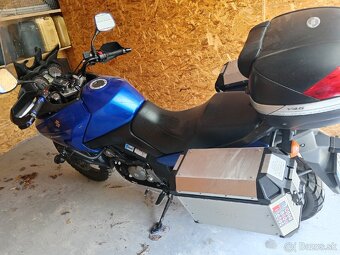 Predám suzuki v strom 650 - 4