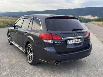 Subaru Legacy 2.0 110kW, benzín, rok výroby 2010 - 4