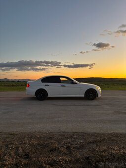 BMW 320D xDrive A/T E90 - 4