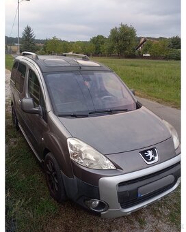 Peugeot - 4