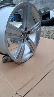 Predám original sadu kolies Audi 5x112R19, E-8,0Jx19H2, ET32 - 4