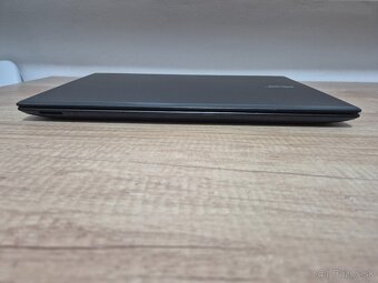 Acer Aspire E15 /Core i3-8130U/8GB RAM/FHD IPS/SSD+HDD - 4