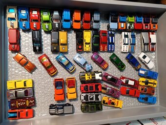 Hot Wheels - Ford, Dodge - 4