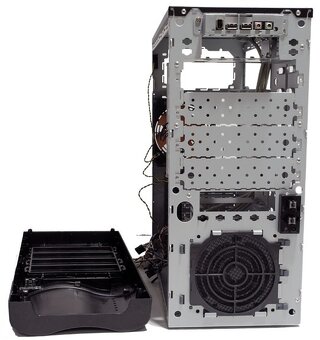 Thermaltake Swing - 4