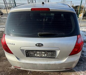 Kia Ceed 1,4i - 4