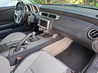 Chevrolet Camaro SS z roku 2015 - 4