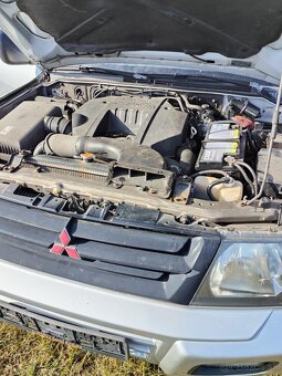 Pajero, 2,5... 2,8 .. 3,2 - 4