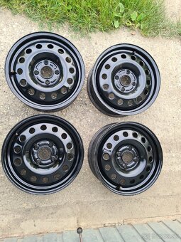 Plechove disky ford r15 - 4