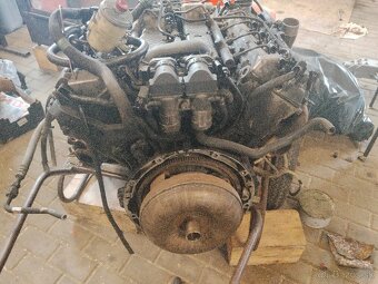Motor V8 400cdi - 4