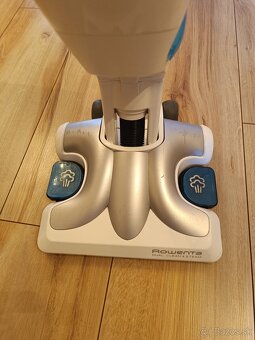 Rowenta Clean & Steam (vysávač a parný mop 2v1) - 4