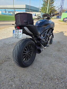 Ducati diavel 1200 - 4