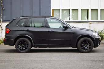 BMW X5 xDrive30d M packet 180kW AT8 - 4