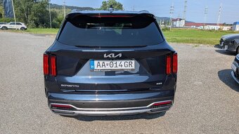 KIA SORENTO 2,2 CRDI AWD PLATINUM 7S 4x4 - 4