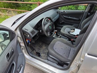 Rozpredám fabia 1.2htp - 4