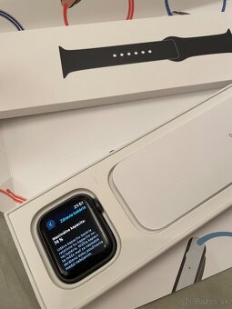 Apple Watch SE 44mm - 4