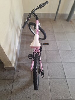 Predám detský bicykel 20kola Kellys ružový - 4
